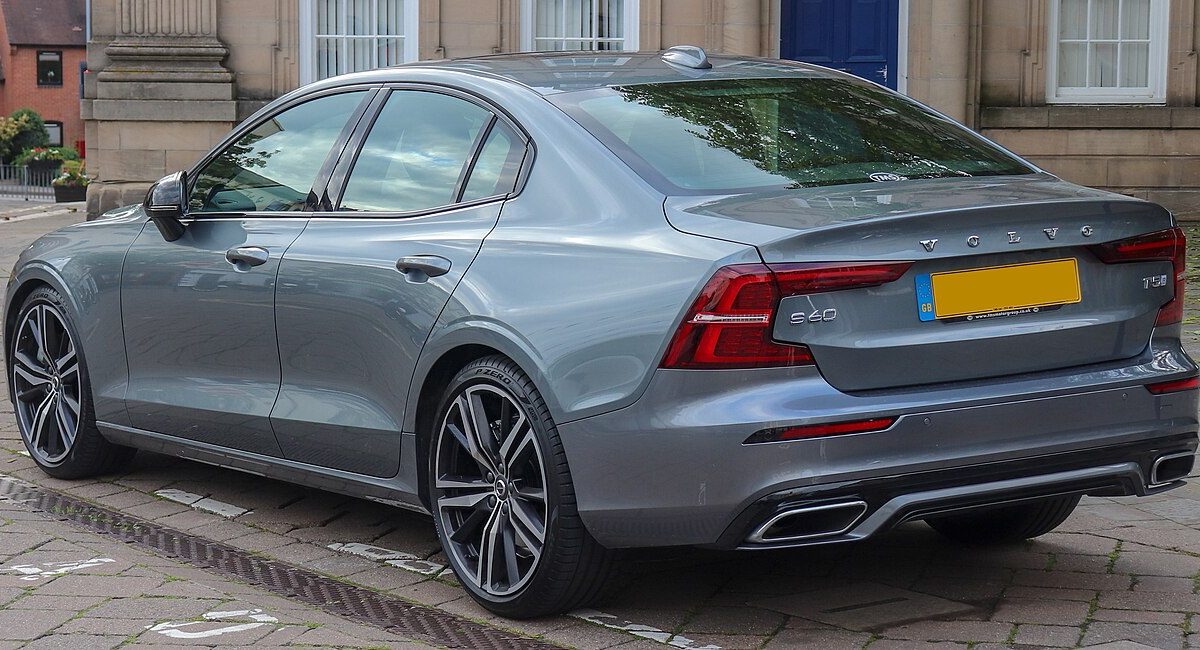 Volvo S60 2024